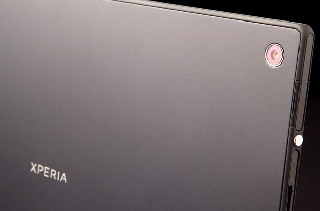 Sony Xperia Tablet Z review camera back angle