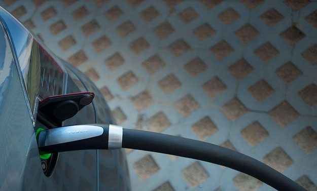 Tesla Model S Performance charging how_it_works