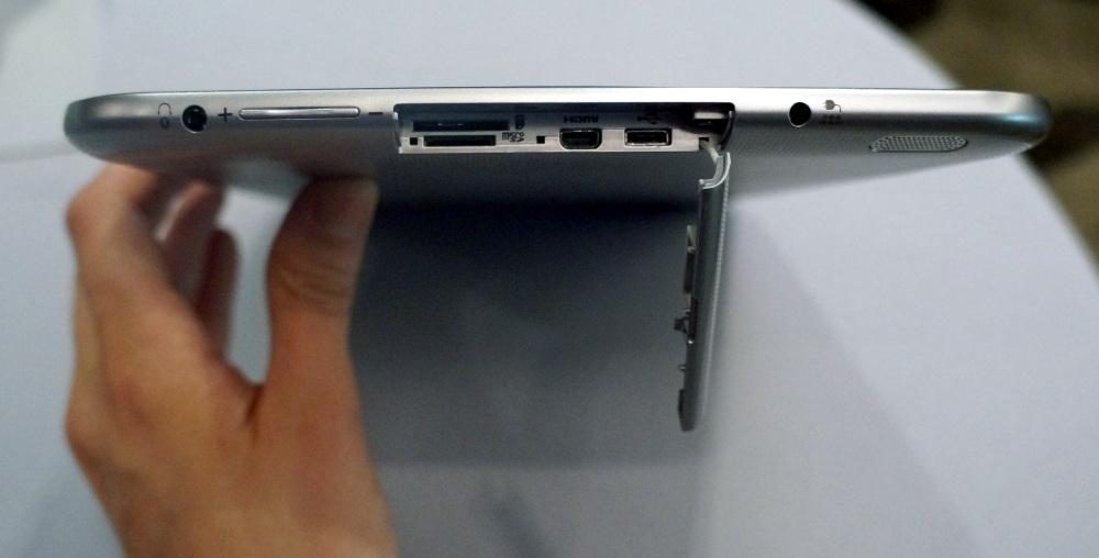 Toshiba Excite ports