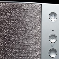 Wren V5AP Airplay speaker review power button corner