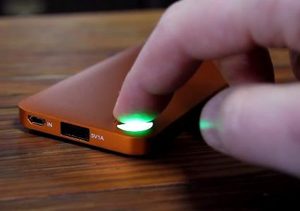 checking-power-jackery-air