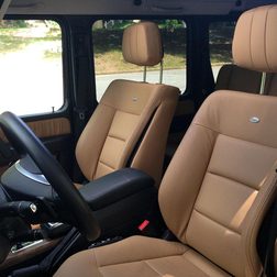 2013 Mercedes Benz G550 SUV interior front