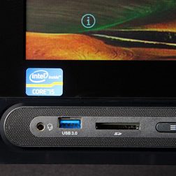 Acer Aspire Z3 605 Series AIO front ports