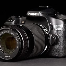 Canon EOS 70D front left angle