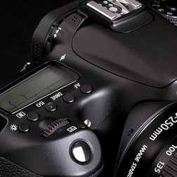 Canon EOS 70D top macro