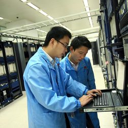Huawei R&D staff performing routine maintenance 2