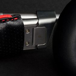 Phiaton-Bridge-MS500-review-hinge-inside