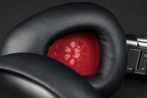 Phiaton-Bridge-MS500-review-inner-earcup