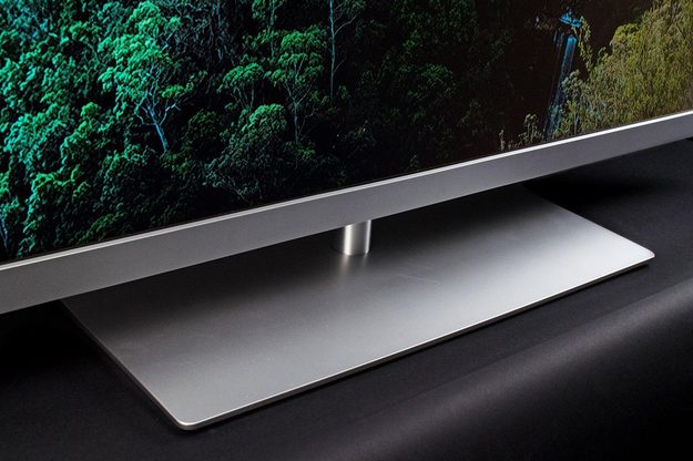 Toshiba 50L2300U base left angle