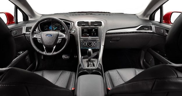 2014 Ford Fusion dashboard
