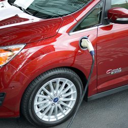 2013 Ford CMAX Plugin charging