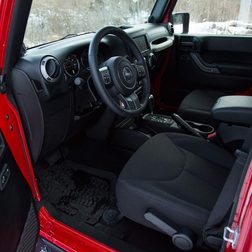2014 Jeep Wrangler Unlimited Sport interior front