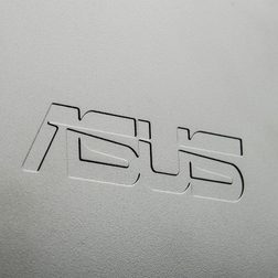 Asus M51AC US016S asus logo macro
