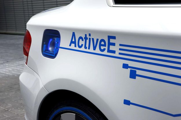 BMW Active E back logo