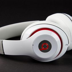 Beats by Dre Studio 2013 side angle