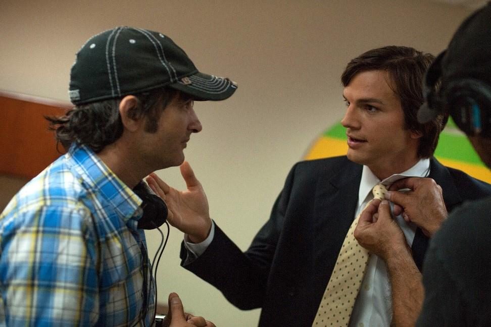 Jobs director Joshua Michael Stern on set