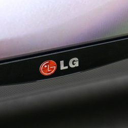 LG 65LA9700 4KTV bezel logo