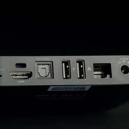 Minix Neo X7 mini PC side ports