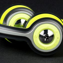 Monster iSport Freedom side compact