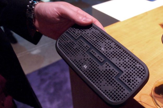 Motorola Moto X speaker