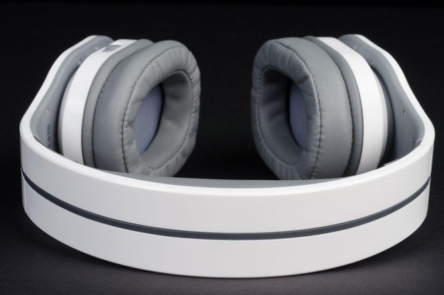 PSB-M4U-2-headphone-top-view