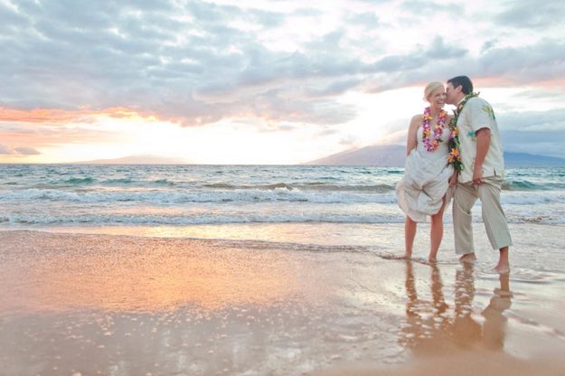 Post_Wedding_Session_-_by_Sara_Kauss_Photography_-_Maui_Wedding