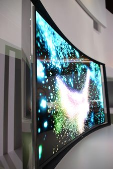 Samsung Curved OLED News left side vert