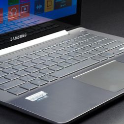 Samsung Series 7 Ultra keyboard