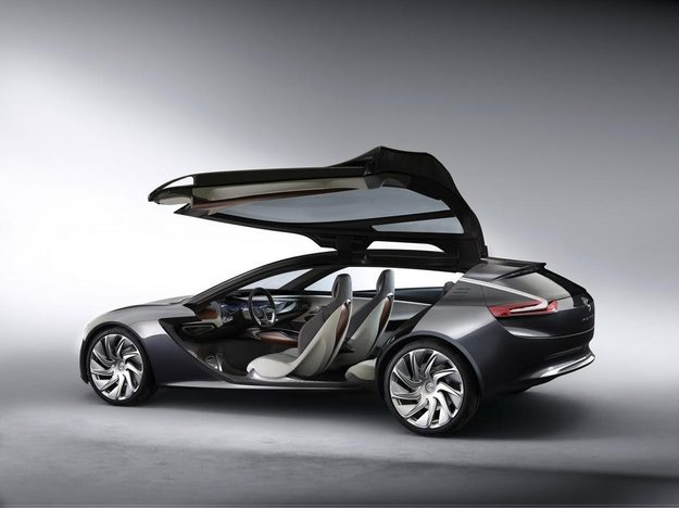 Opel Monza concept rear three quarter doors open