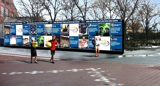 social media wall