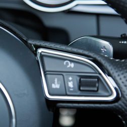 2014 Audi RS 5 Cabriolet paddle shifter detail