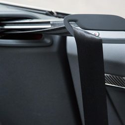 2014 Audi RS 5 Cabriolet seatbelt arm extender