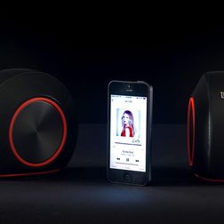 JBL Pebble phone