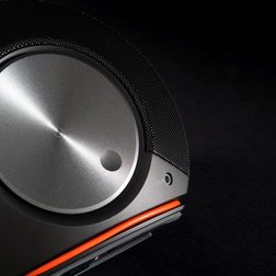 JBL Pebble top