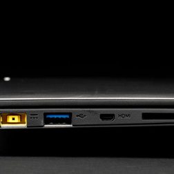 LeNovo Yoga2 side ports