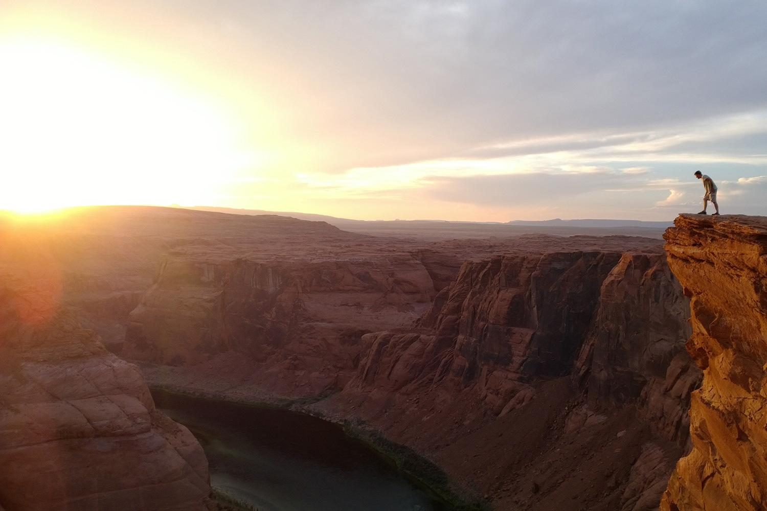 National Geographic photographer Stephen Alvarez Horseshoe bend Williams Arizona