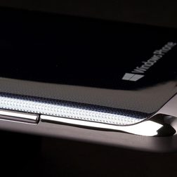 Samsung Ativ S Neo Phone corner angle