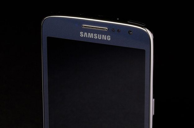 Samsung Ativ S Neo Phone top angle