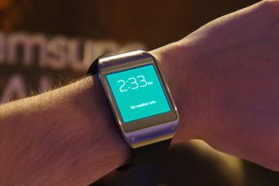 Samsung Galaxy Gear Hands On watch