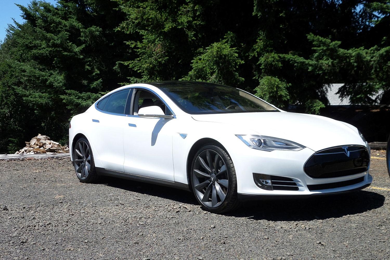 Tesla S front right