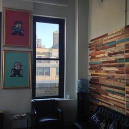 apple iphone 5c sample nyc lounge