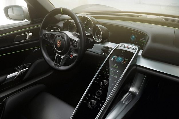 porsche-918-interior