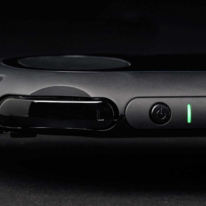 Sony PlayStation Vita Slim review power indicator
