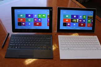 sony-tap-11-black-white-pen