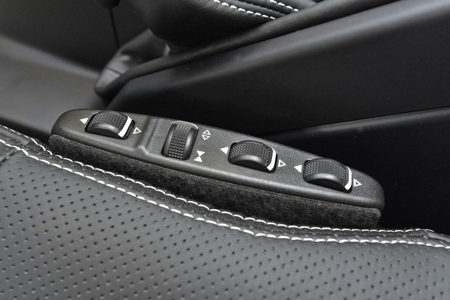 conveniences Mercedes Benz G63 AMG seat controls