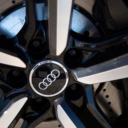 Audi RS 7 wheel macro
