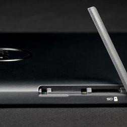 DELL Venue 8 SD slot