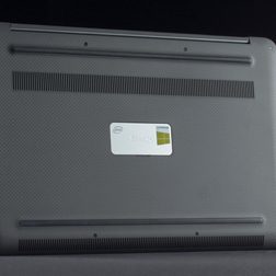 Dell XPS 15 review bottom angle