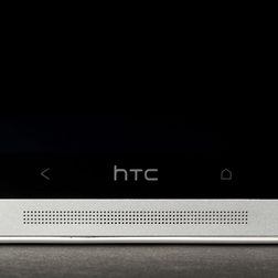 HTC-One-Max-bottom-screen
