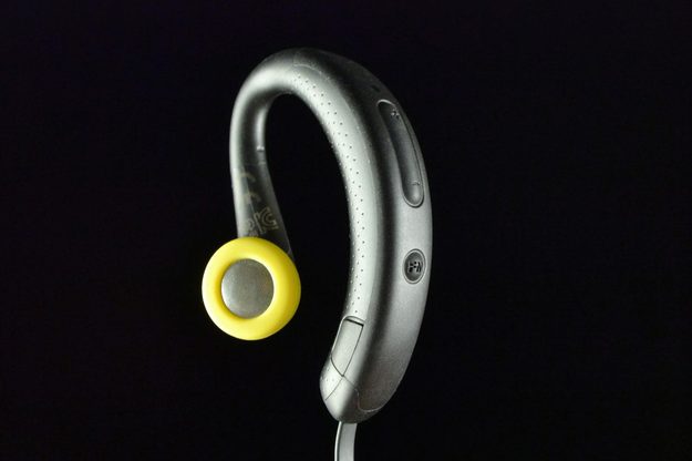 Jabra-Sport-earphones-buttons
